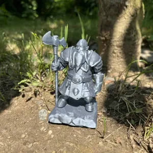 Dwarf on a pedestal for DnD