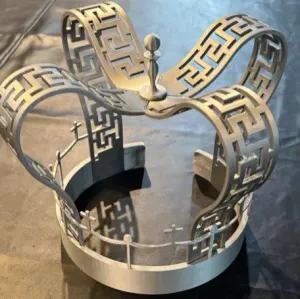 Billie elish crown