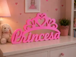 Princesa com Coroa – Nome Decorativo Personalizado