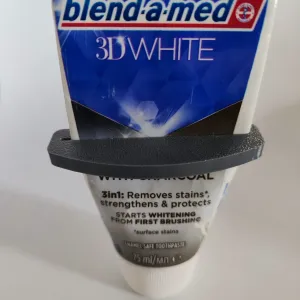 Simple Toothpaste Tube Squeezer | Saver