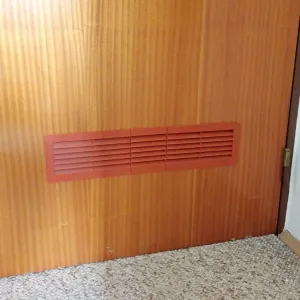Door ventilation grille