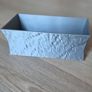 Flower pot