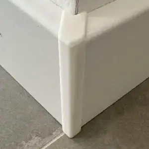 Corner protector for skirting boards 81mm high