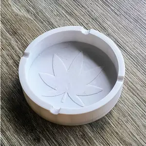 Weed Round Ashtray