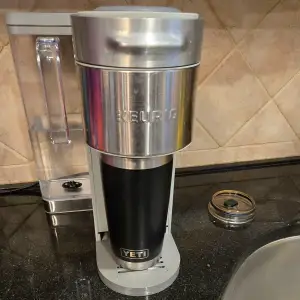 Keurig Low Drip Tray 20oz Travelers Mug
