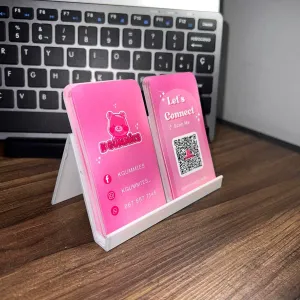 Double vertical card holder