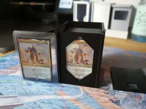 MTG Windowed Commander Deck Box- for Top Loaded commander