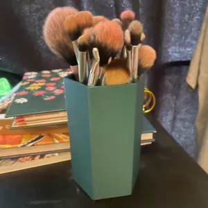 Makeup brush holder