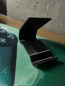 holder to smartphone or medal