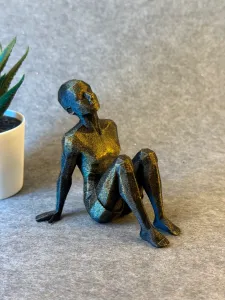 Abstract Seated Figure – Modern Art Sculpture