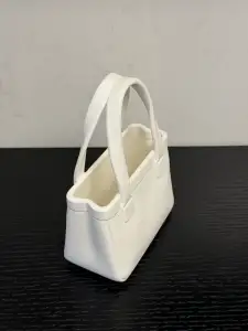 手提包 有内部空间 可以使用