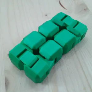 Infinity Cube With Separate Snapping Parts