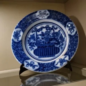 Plate holder