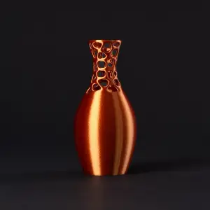 Decorative Vase with a touch of Voronoi