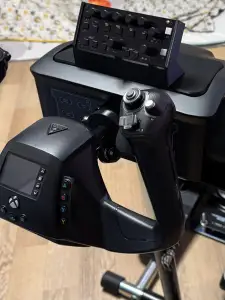 AXAIR MIAP PRO 24 Stand for Turtle Beach Velocity One Yoke