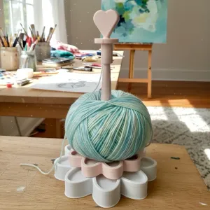 Heart-shaped Yarn spinner Topper/ Safety Cap & yarn spinner