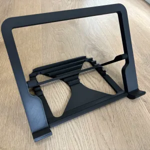 Foldable and adjustable laptop stand
