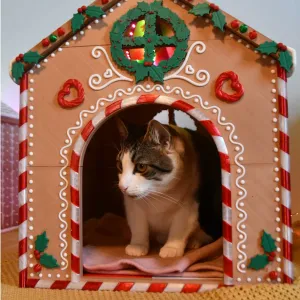 Gingerbread House Pet bed