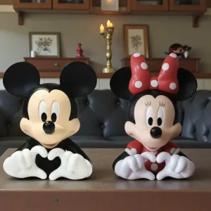 Mickey e Minnie fazendo um coração