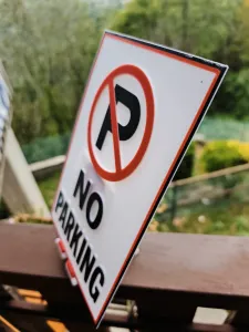 No Parking – Warning Sign