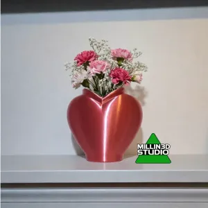 Elegant Valentines Day Heart Shaped Flower Vase