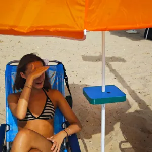 Umbra | Beach table