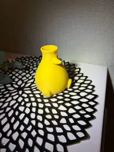 Vase duck for dried flowers