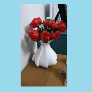 VASE MODERN STAR FLOREAL LEGO