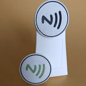 NFC Tag Display Stand + Info Label Slot (38×48 mm) – Modular