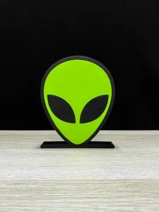ALIEN FIGURE GAME FOR DESK