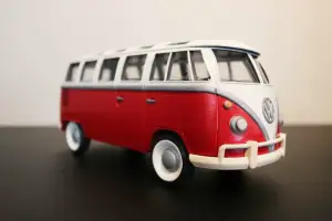 VOLKSWAGEN BUS 1970S