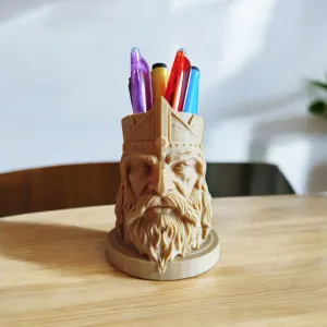 Crowned King – Pen & Pencil Holder