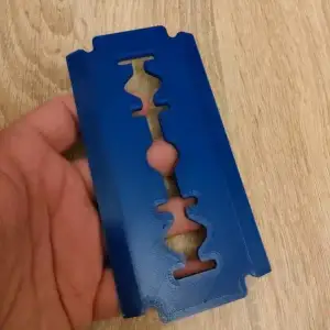 Scraper-Razor Shape