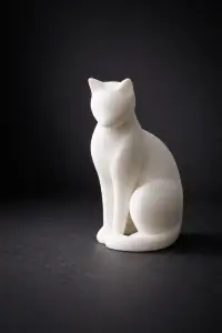 Silent Forms – No.01: The Cat