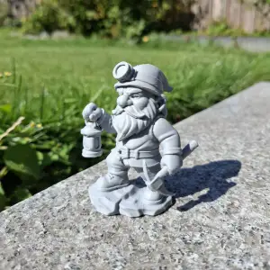 Miner Gnome – Lantern of the Deep