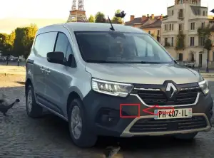 Renault Kangoo front tow hook cover