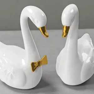 Goose Sitting decorative home table