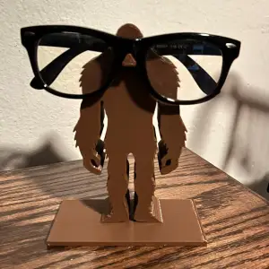 bigfoot glasses holder