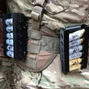 Poucher for 12/70 and 12/76 rounds