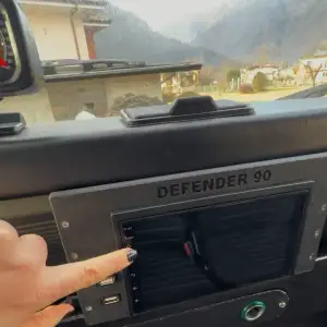 porta radio 2 din land rover defender dal 19j al 300 tdi
