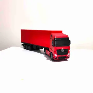 MERCEDES TRUCK AND TRAILER