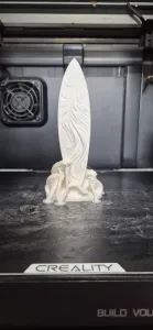 Sculpture planche de surf moderne elegante