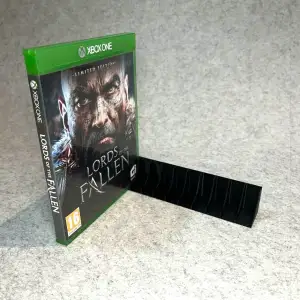 Minimalistic games holder for Xbox One / Series
