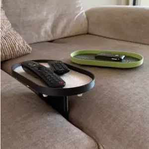 SOFA HUB - COUCH ORGANIZER FOR REMOTE CONTROLS, PHONE, DRINK
