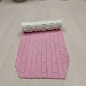 Brick shape pattern roller