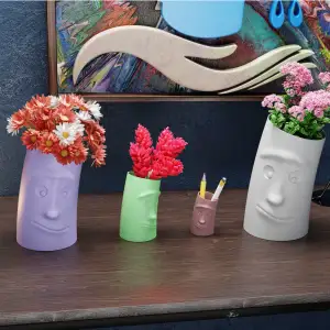 VaseWithFace! #2 Vase with a face!