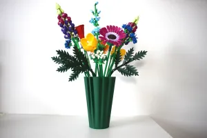Elegant Spiral Wave Vase