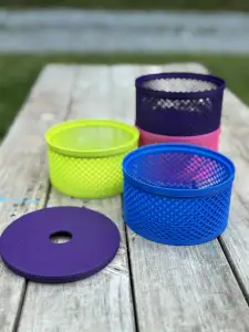 Stackable Mesh Bowls with lid