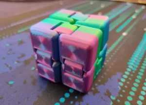 Infinity cube V2