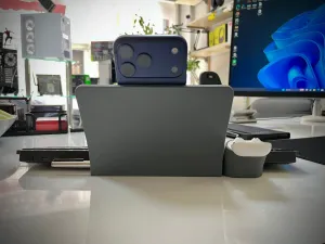 Apple AirPods 4 / ANC Stand for Logitech MX Keys / S Keyboar